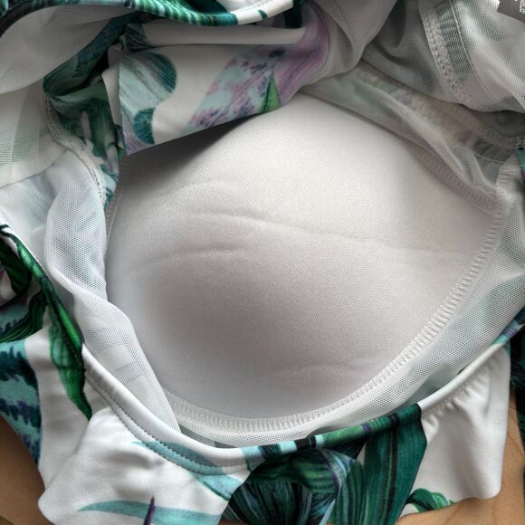 Torrid Wireless Ruffle Sleeve Bikini Top Green Susie Tropical Size 2 18-20 G283 - Picture 5 of 9